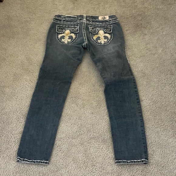 Labuan Beach Jean Co - Picture 1 of 4